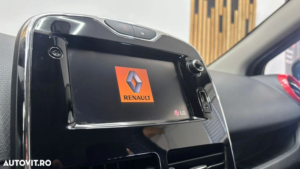 Renault Clio dCi 90 Dynamique - 5