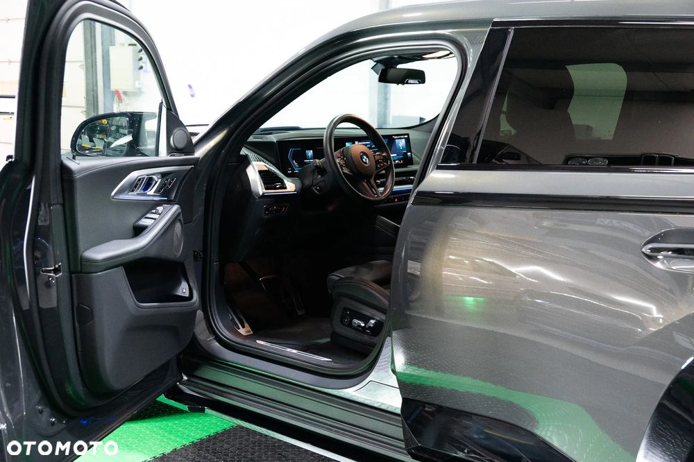 BMW XM 50e PHEV sport - 33