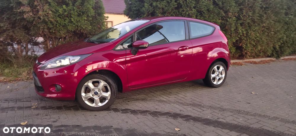 Ford Fiesta 1.25 Amber X - 4