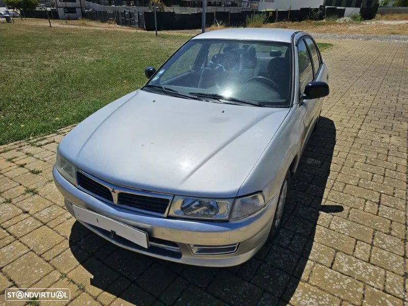 Mitsubishi Lancer 1.3 GLX - 5