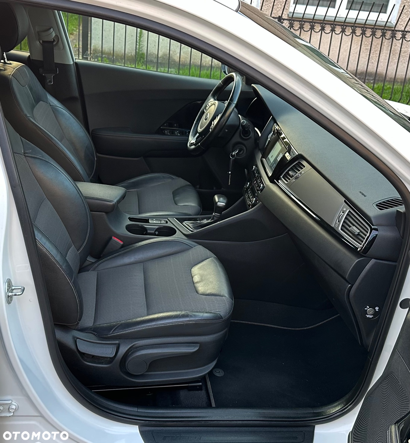 Kia Niro 1.6 GDI Hybrid XL - 16