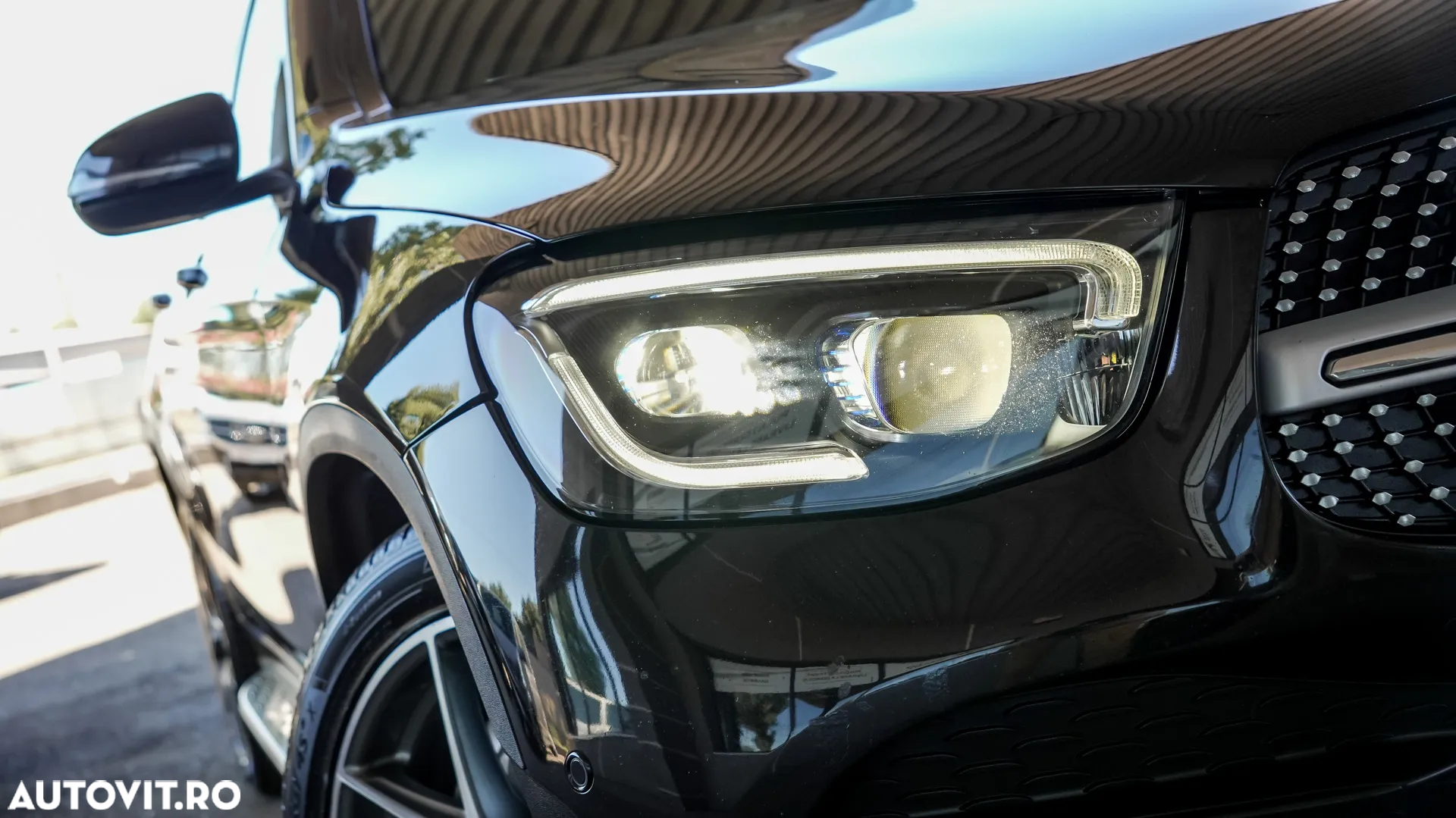 Mercedes-Benz GLC 300 d 4Matic 9G-TRONIC AMG Line - 37