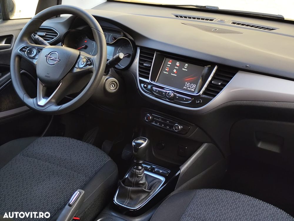 Opel Crossland - 10