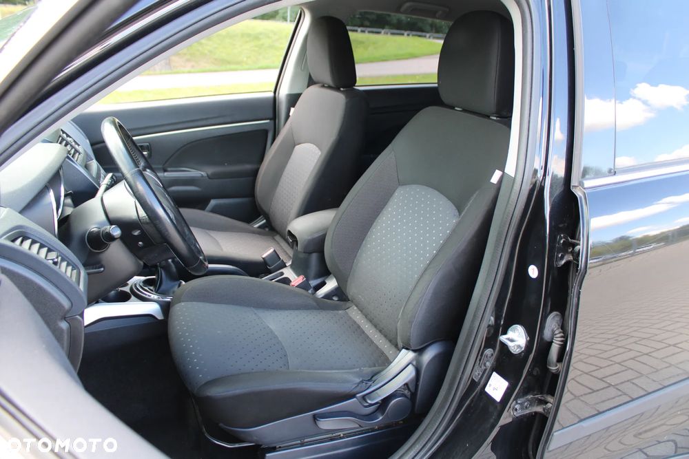 Mitsubishi ASX - 19