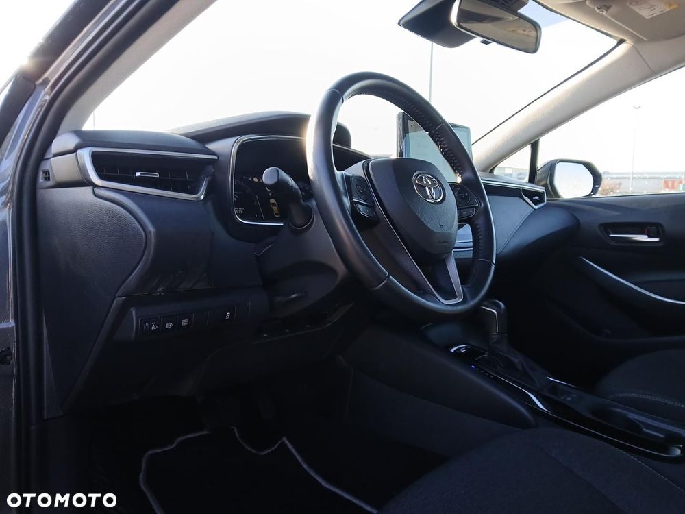 Toyota Corolla 1.8 Hybrid Comfort - 18