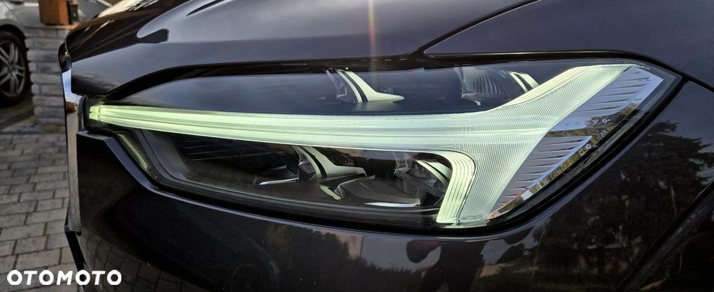 Volvo XC 60 B4 D Geartronic Momentum Pro - 5
