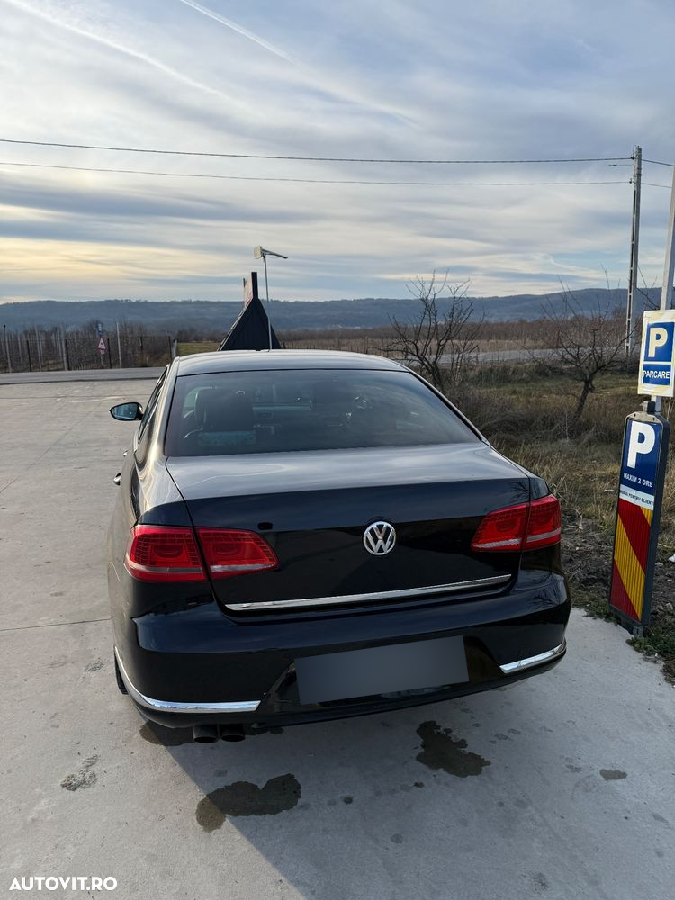 Volkswagen Passat Variant 2.0 TDI 4Motion BlueMotion Technology Highline - 4