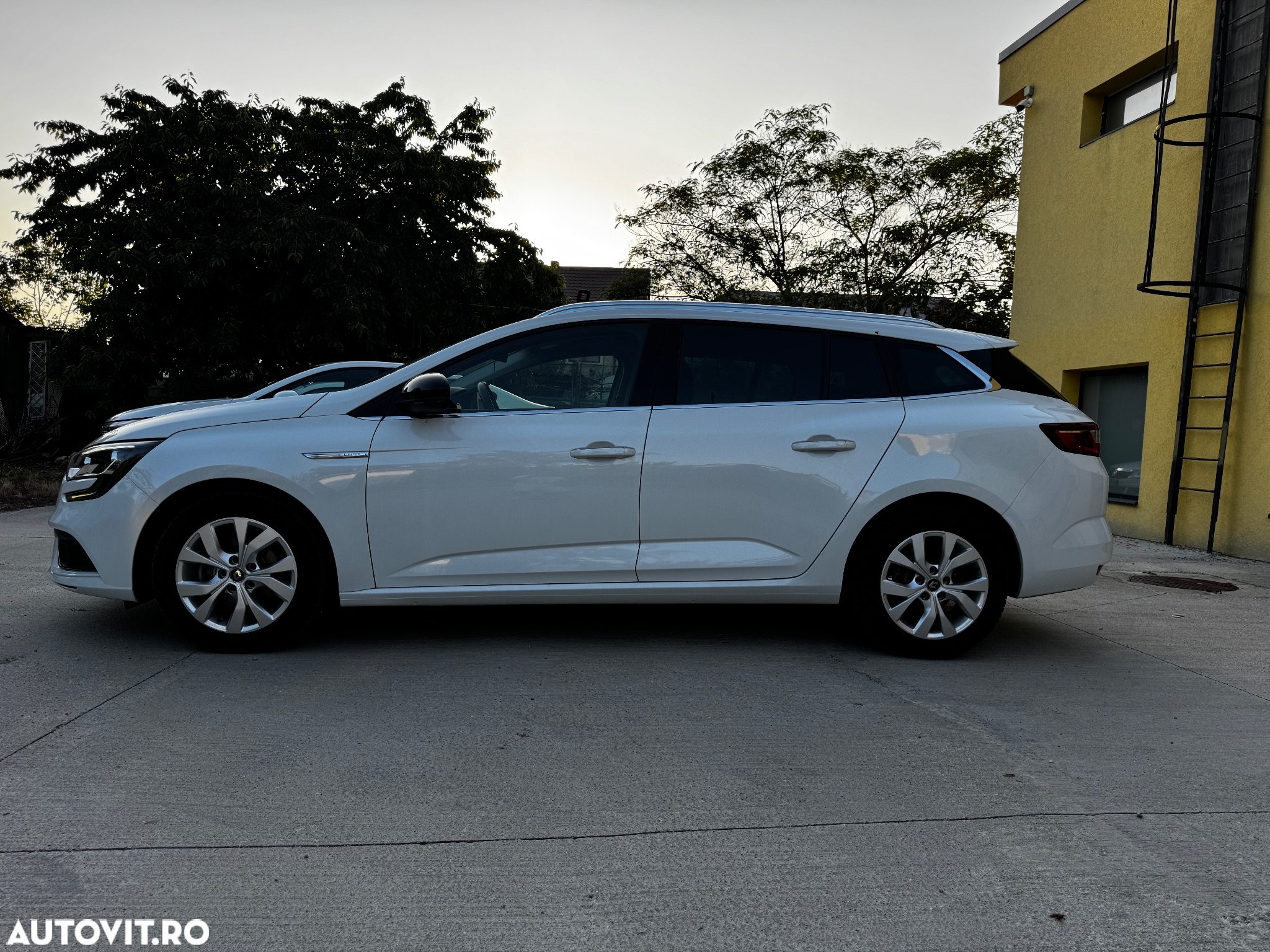 Renault Megane - 12