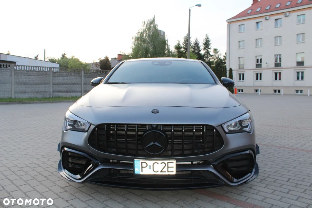 Mercedes-Benz CLA - 2