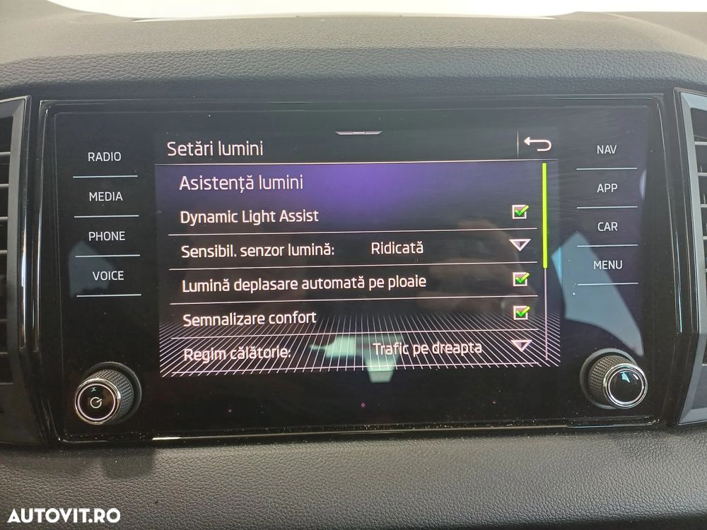 Skoda Karoq 1.5 TSI DSG Selection - 24