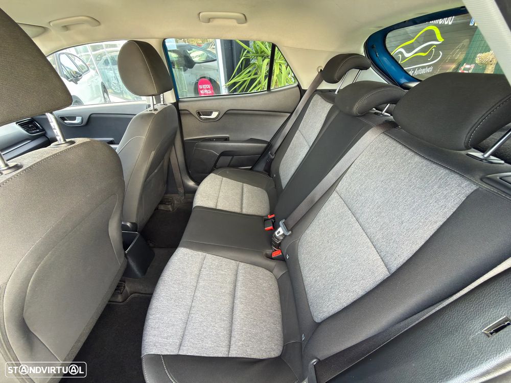 Kia Stonic 1.0 T-GDI Wave - 16