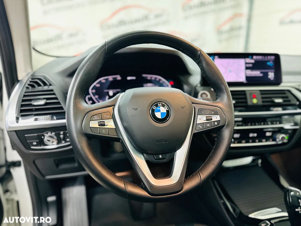 BMW X3 xDrive30e AT PHEV - 12