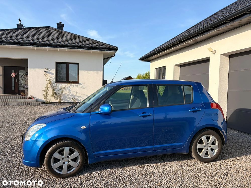 Suzuki Swift 1.3 Club - 3
