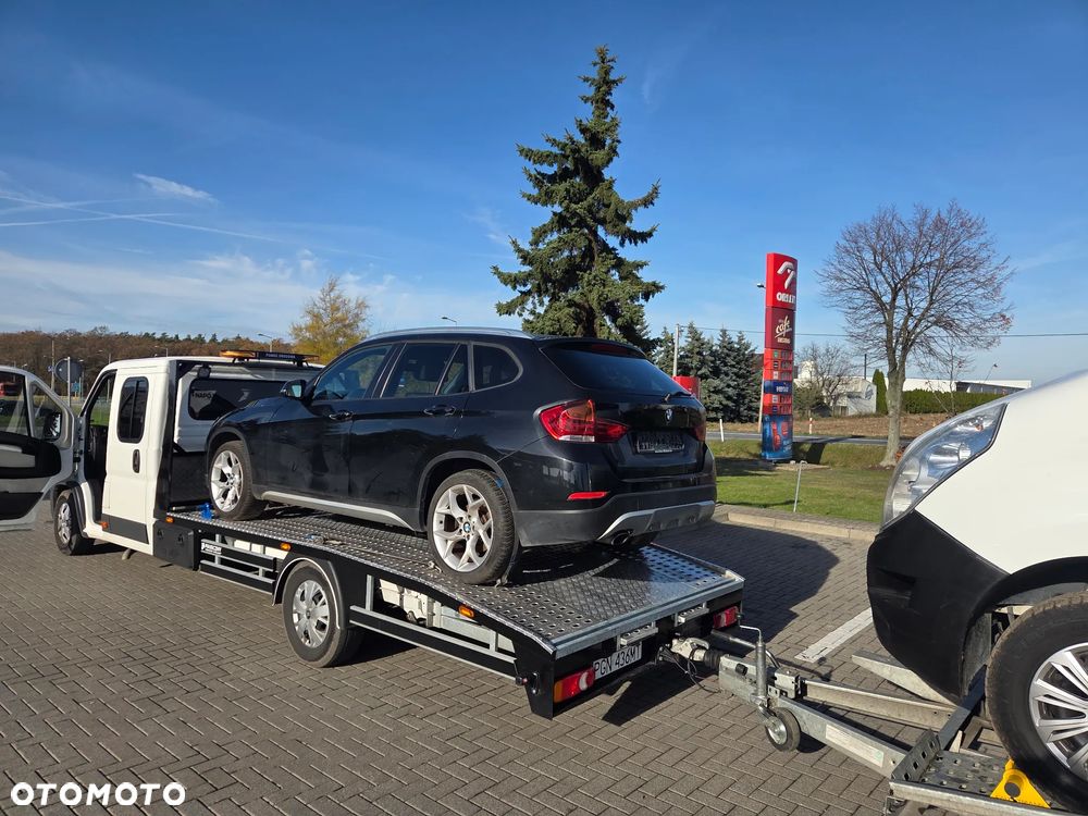 BMW X1 sDrive18d xLine - 16