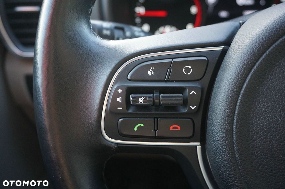 Kia Sportage 2,0 CRDI AWD Platinum - 14