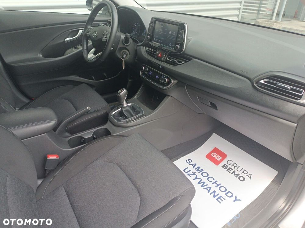 Hyundai i30 1.5 T-GDI 48V Smart - 12