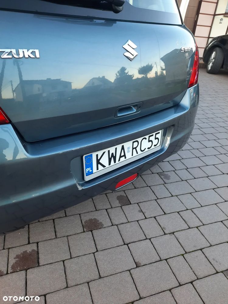 Suzuki Swift - 10