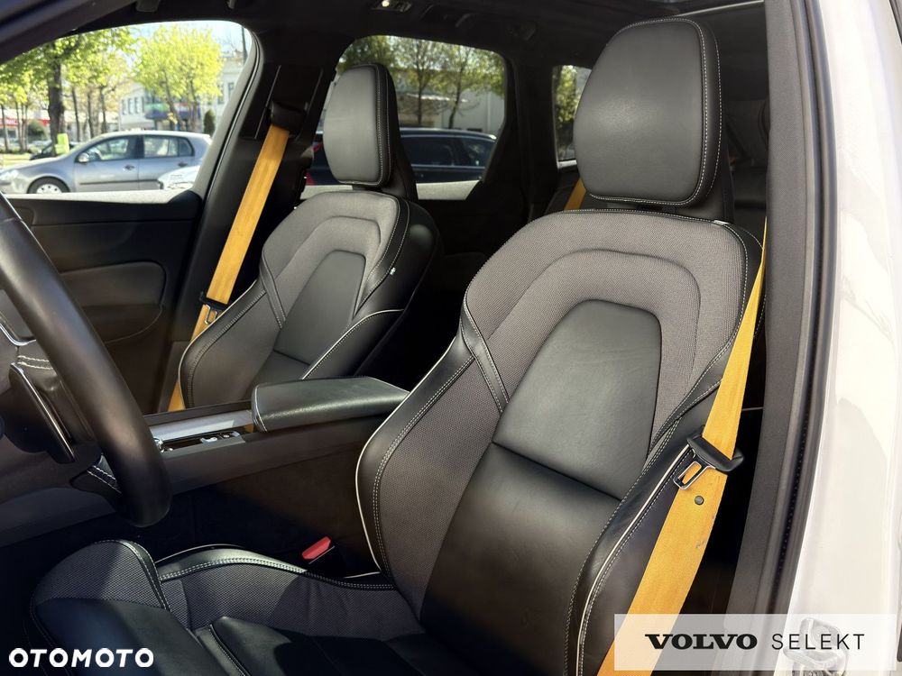 Volvo XC 60 - 23