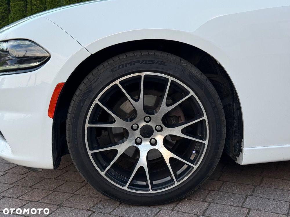 Dodge Charger - 10