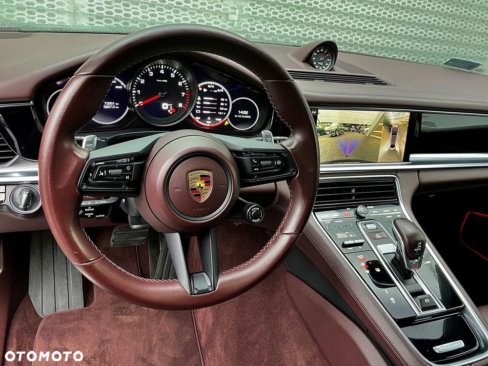 Porsche Panamera - 11