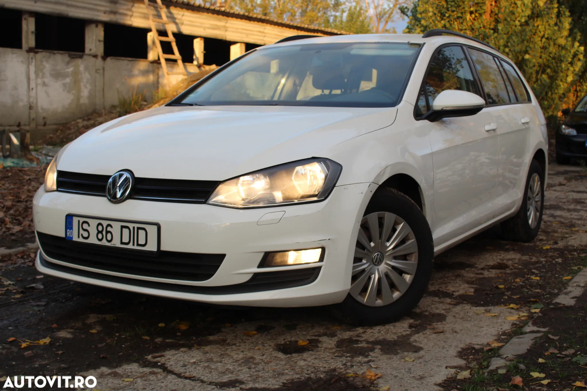 Volkswagen Golf 1.6 TDI DPF Trendline - 2