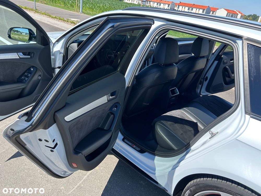 Audi A4 Avant 2.0 TDI clean diesel - 26