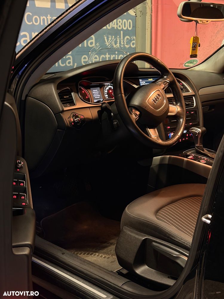 Audi A4 2.0 TDI Multitronic - 8
