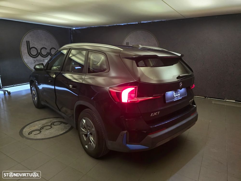 BMW iX1 xDrive30 - 4