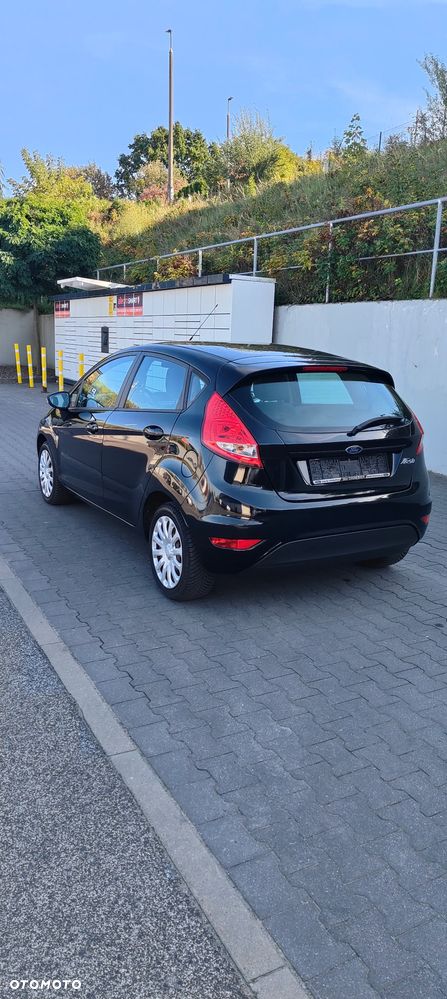 Ford Fiesta - 22