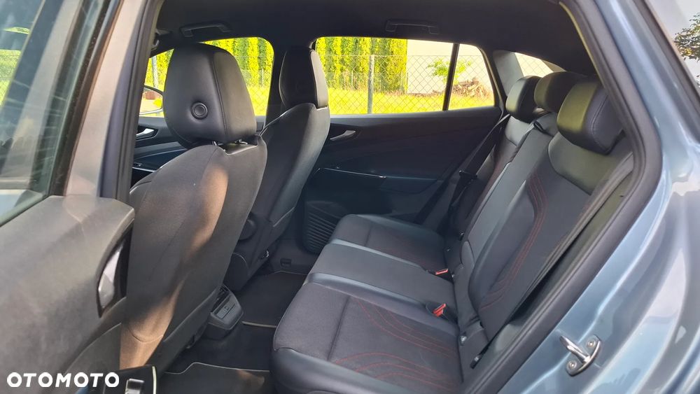 Volkswagen ID.4 - 12