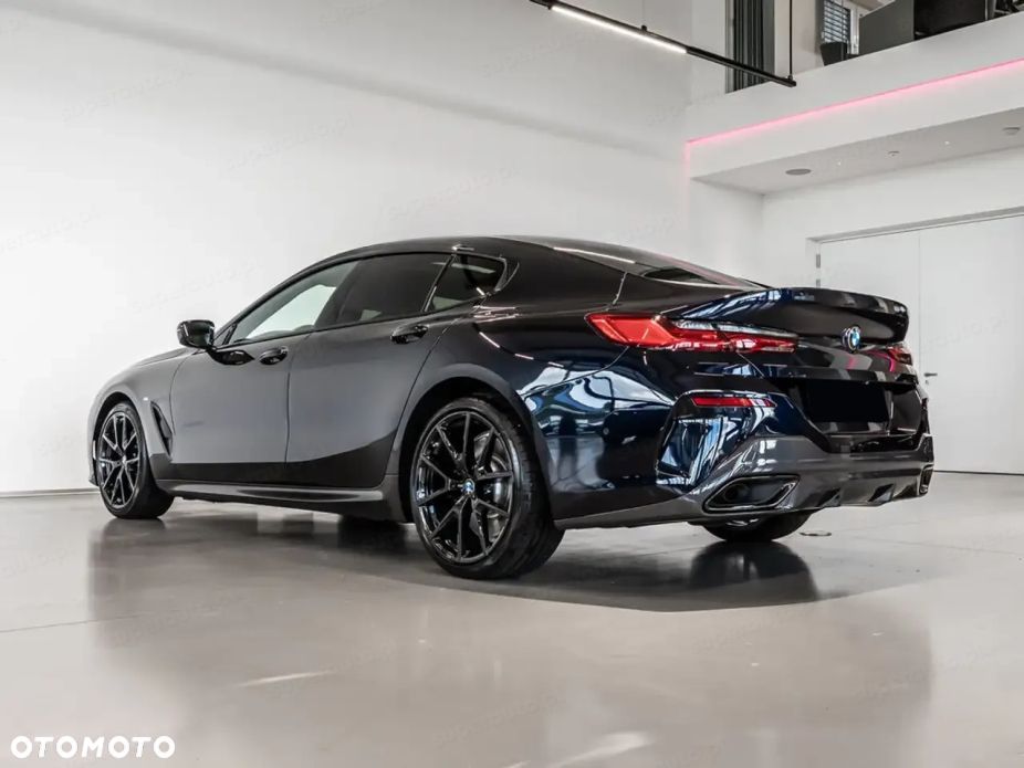 BMW Seria 8 840i xDrive - 5
