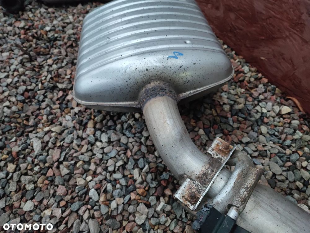 BMW E90 / E91 ORYGINALNY KOMPLETNY WYDECH /  UKŁAD WYDECHOWY / TŁUMIK KOŃCOWY + ŚRODKOWY DO SILNIKA GAMY M47D18N / M47D20 ( 1.8D / 2.0D ) DIESEL EUROPA O NR. 18 30 7 793 622 / 18 30 7 793 624 OEM W BARDZO DOBRYM STANIE - 17