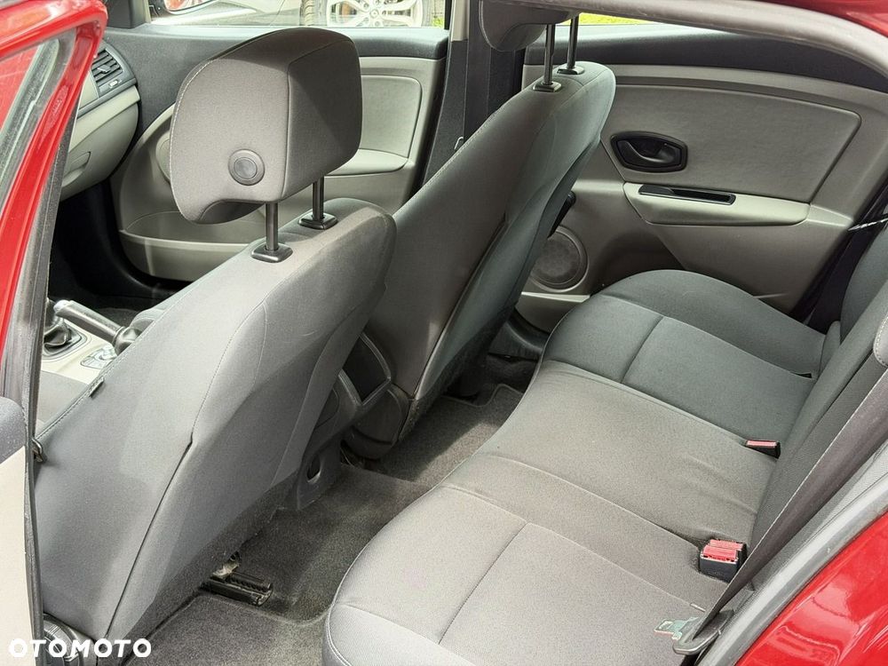 Renault Megane - 14