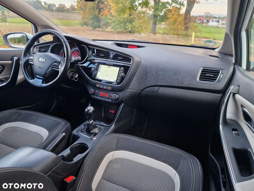 Kia Ceed 1.6 GDI Business Line - 14