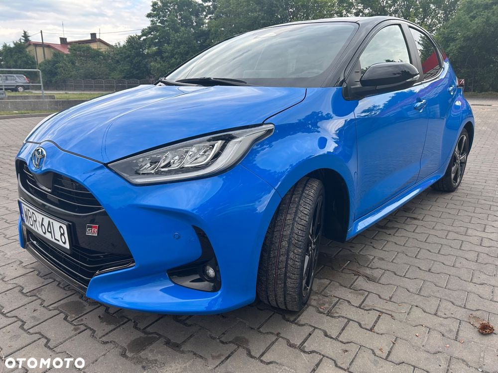 Toyota Yaris Hybrid 1.5 GR Sport - 23