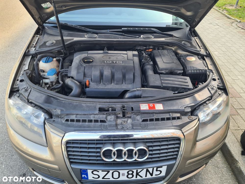 Audi A3 Sportback 1.9 TDI DPF Ambiente - 5