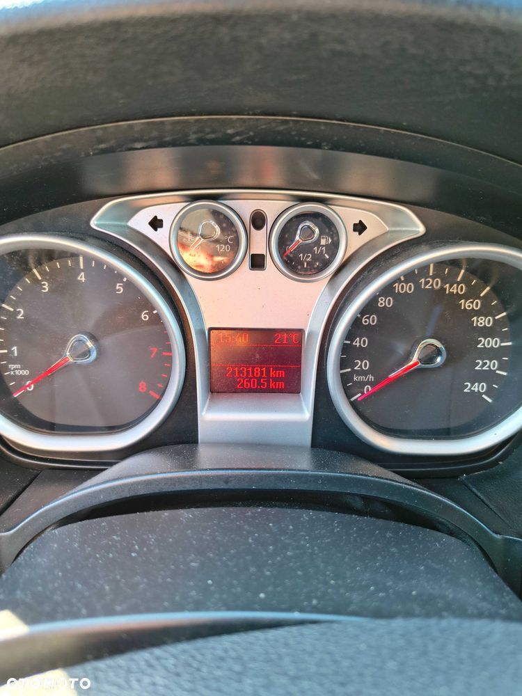 Ford Focus - 7
