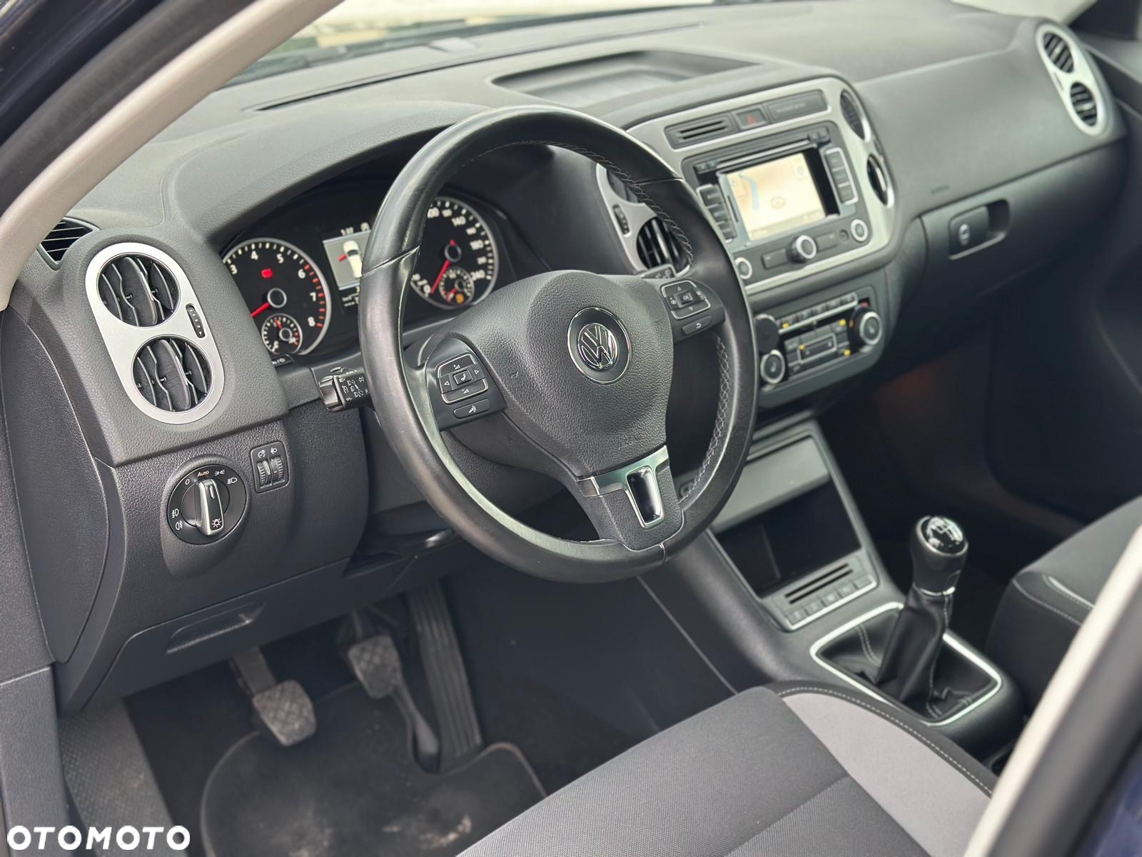 Volkswagen Tiguan - 5