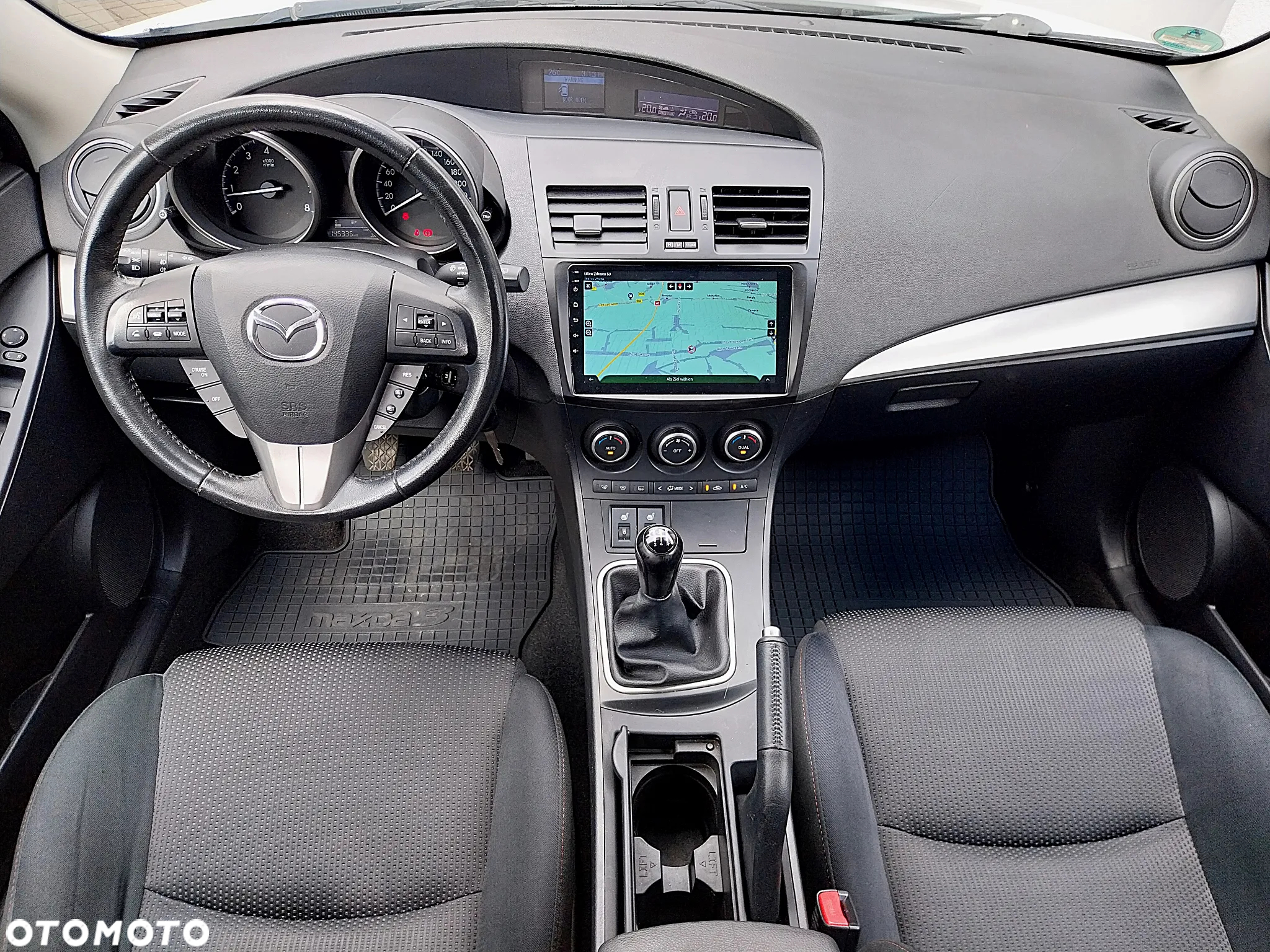 Mazda 3 1.6 Exclusive + - 6