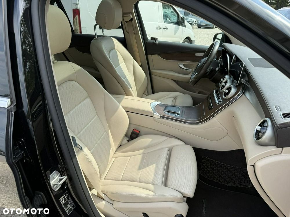 Mercedes-Benz GLC 220 d 4-Matic - 19