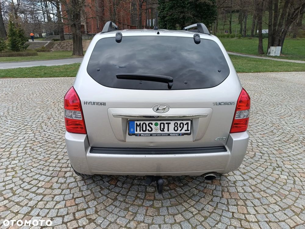 Hyundai Tucson 2.0 4WD GLS - 14