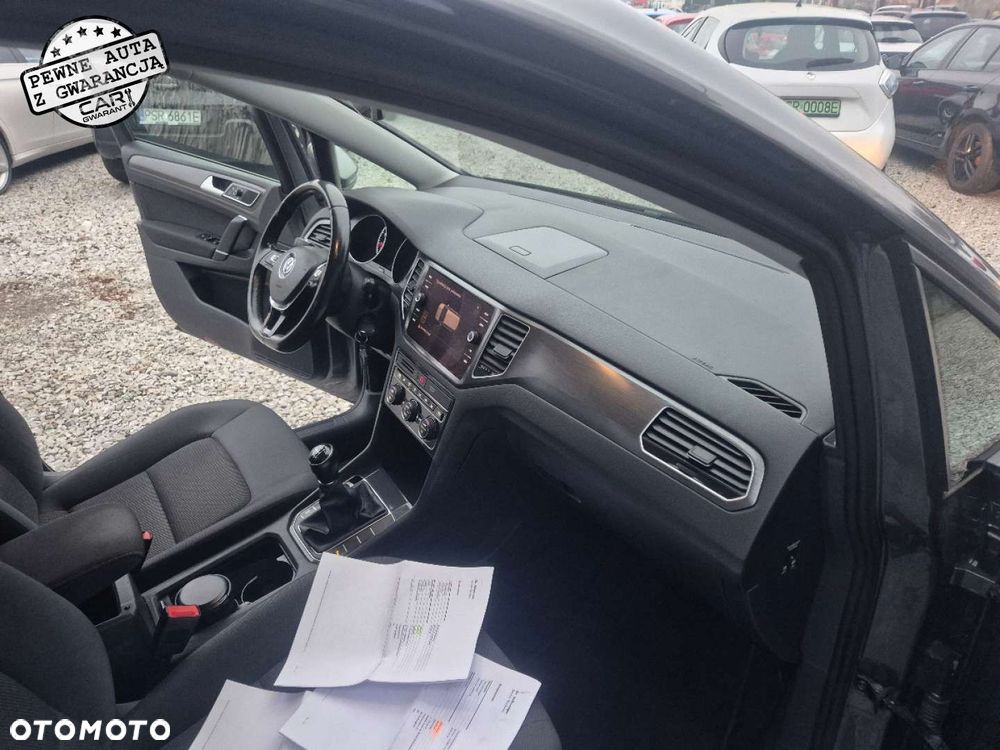 Volkswagen Golf Sportsvan - 23