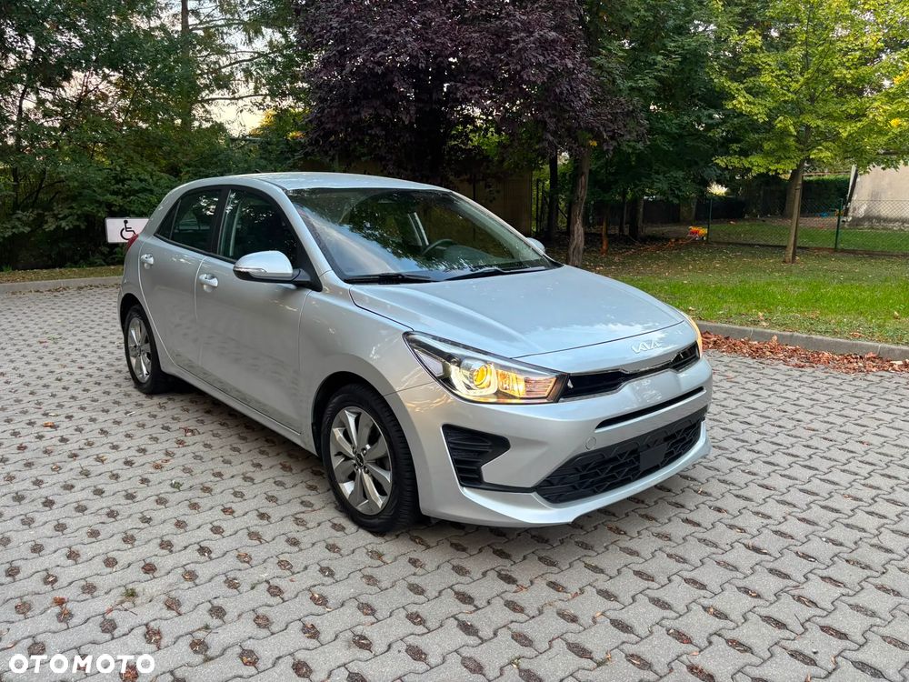 Kia Rio - 1