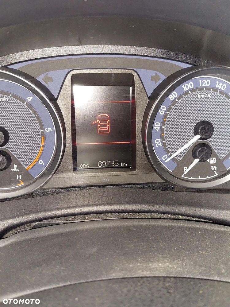 Toyota Auris - 2