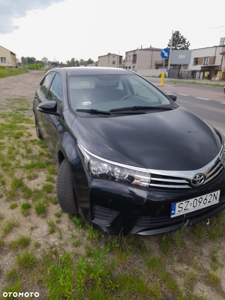 Toyota Corolla 1.6 Active - 3