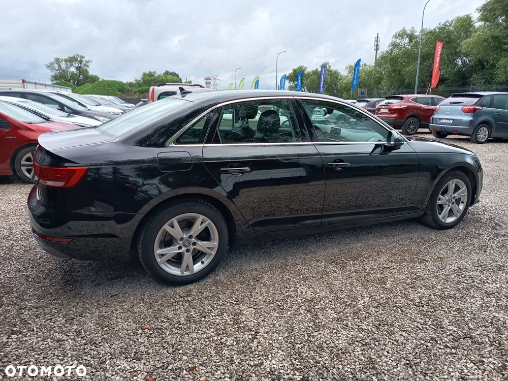 Audi A4 Limousine 1.4 TFSI S tronic sport - 13