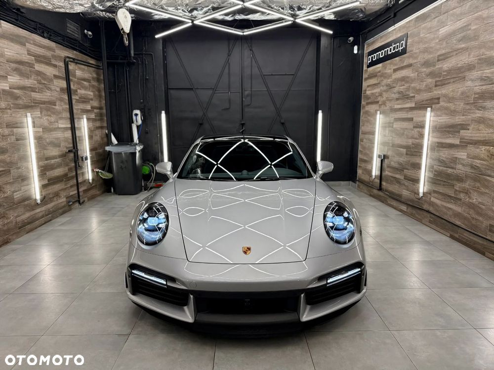 Porsche 911 Turbo S - 2