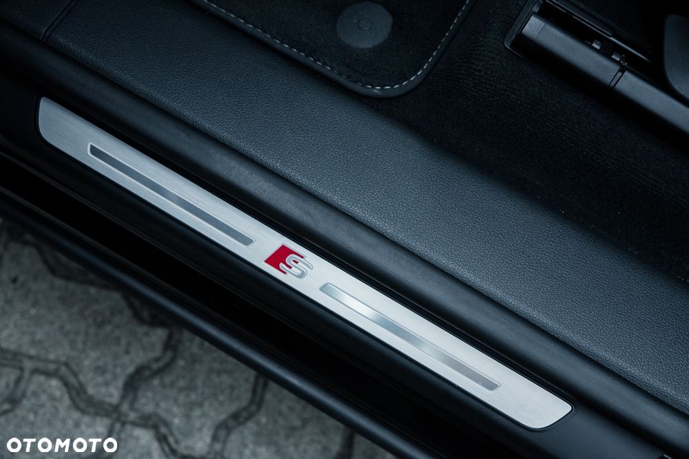 Audi SQ8 - 14