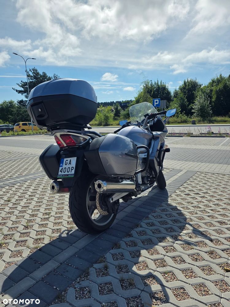 Yamaha FJR - 5