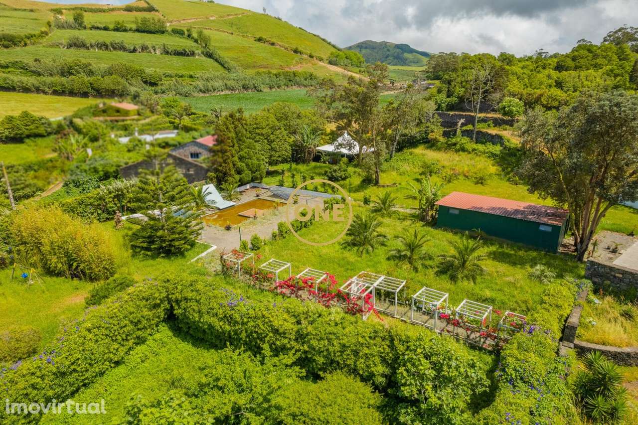 Propriedade Exclusiva com Moradia T6 e Terreno de 6.044 m2 – Ribeira G - Grande imagem: 4/15